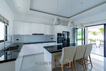 244 sqm modern pool villa in Hin Lek Fai Hua Hin- Off Plan