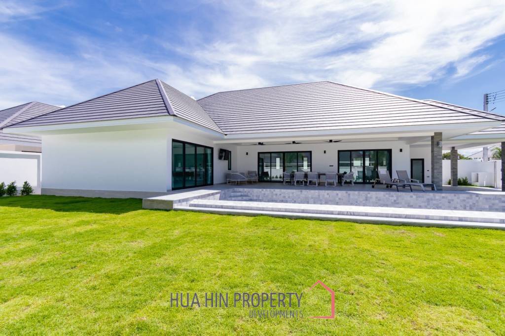244 sqm modern pool villa in Hin Lek Fai Hua Hin- Off Plan
