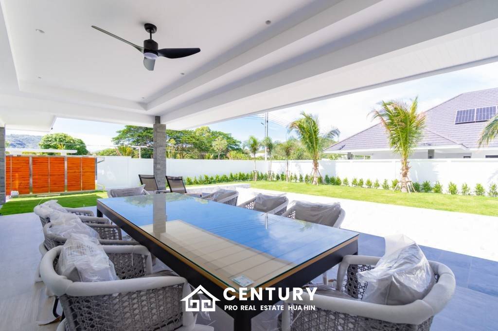 244 sqm modern pool villa in Hin Lek Fai Hua Hin- Off Plan