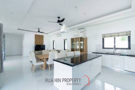 258 sqm modern pool villa in Hin Lek Fai Hua Hin- Off Plan