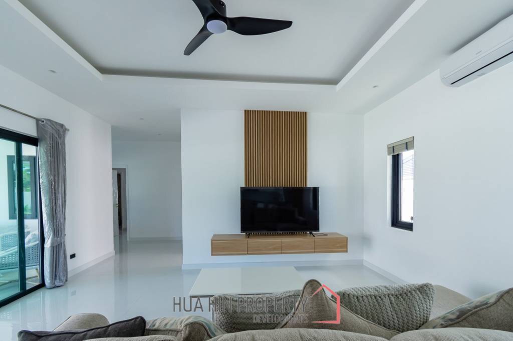 258 sqm modern pool villa in Hin Lek Fai Hua Hin- Off Plan