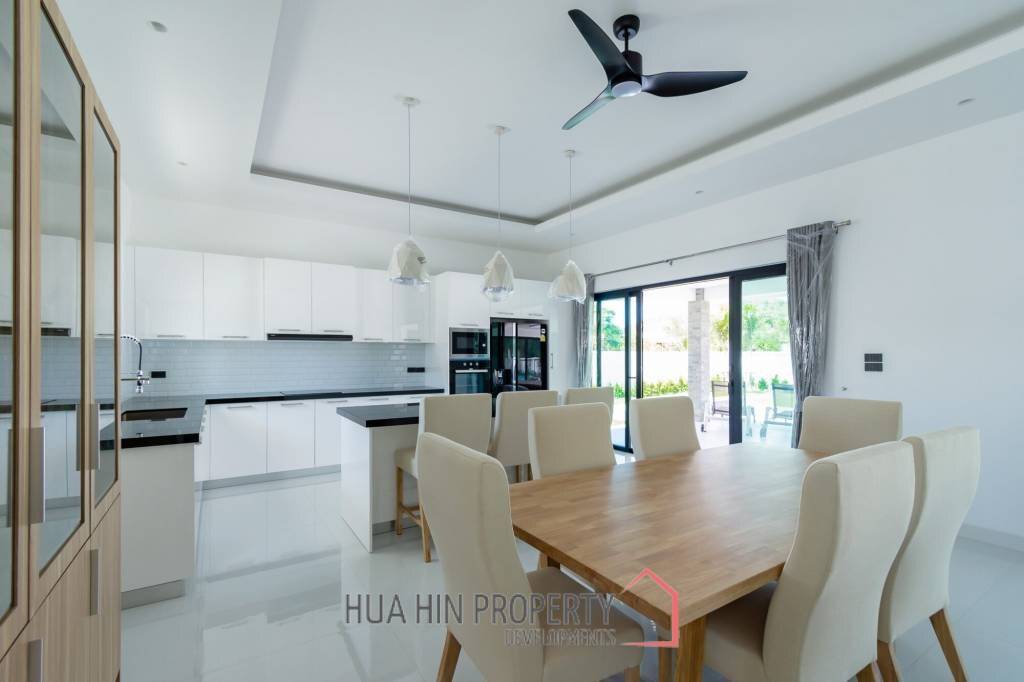 258 sqm modern pool villa in Hin Lek Fai Hua Hin- Off Plan