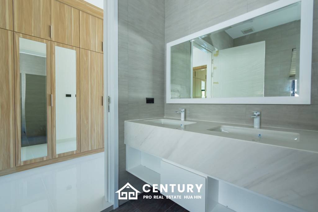 258 sqm modern pool villa in Hin Lek Fai Hua Hin- Off Plan