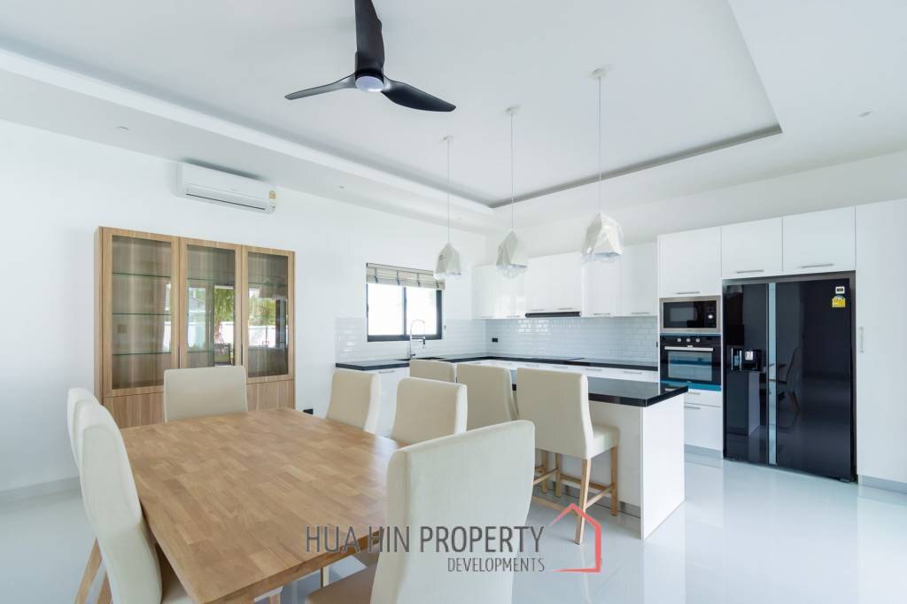 258 sqm modern pool villa in Hin Lek Fai Hua Hin- Off Plan