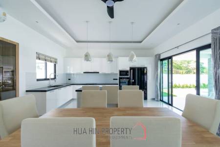 258 sqm modern pool villa in Hin Lek Fai Hua Hin- Off Plan