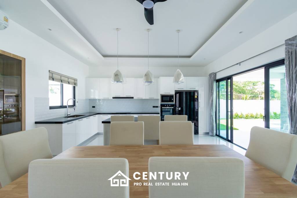258 sqm modern pool villa in Hin Lek Fai Hua Hin- Off Plan