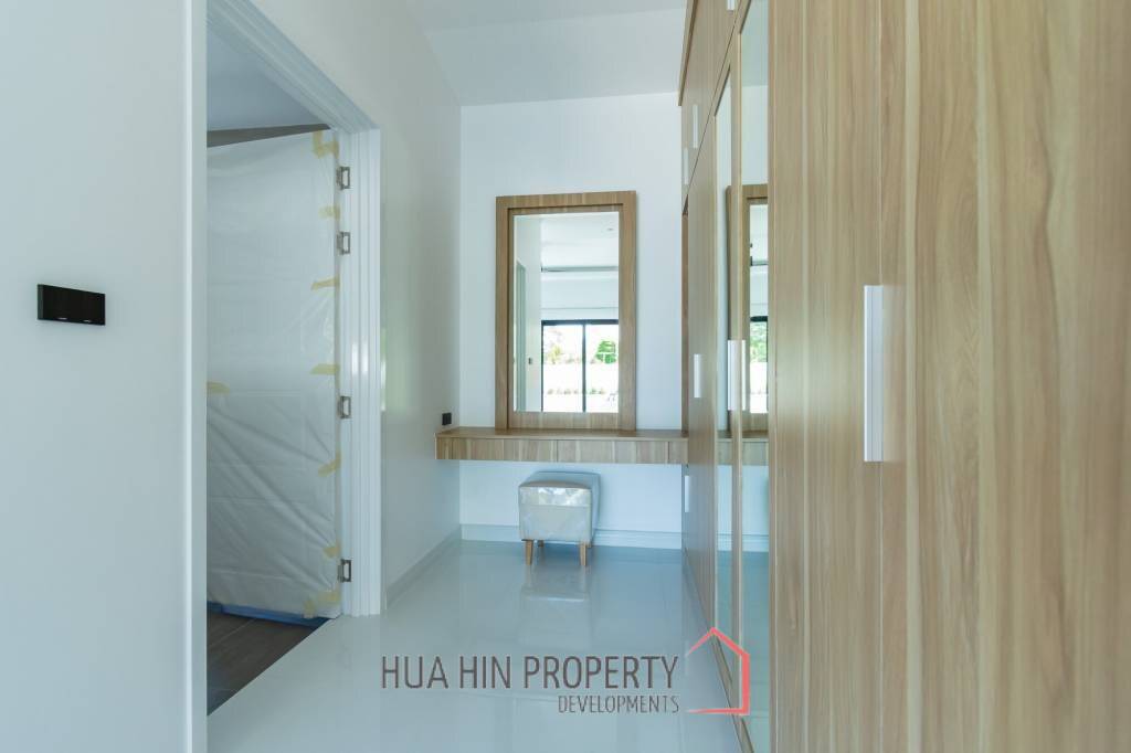 258 sqm modern pool villa in Hin Lek Fai Hua Hin- Off Plan