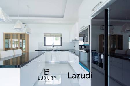837 metro cuadrado 3 ` 3 Baño Villa de Venta