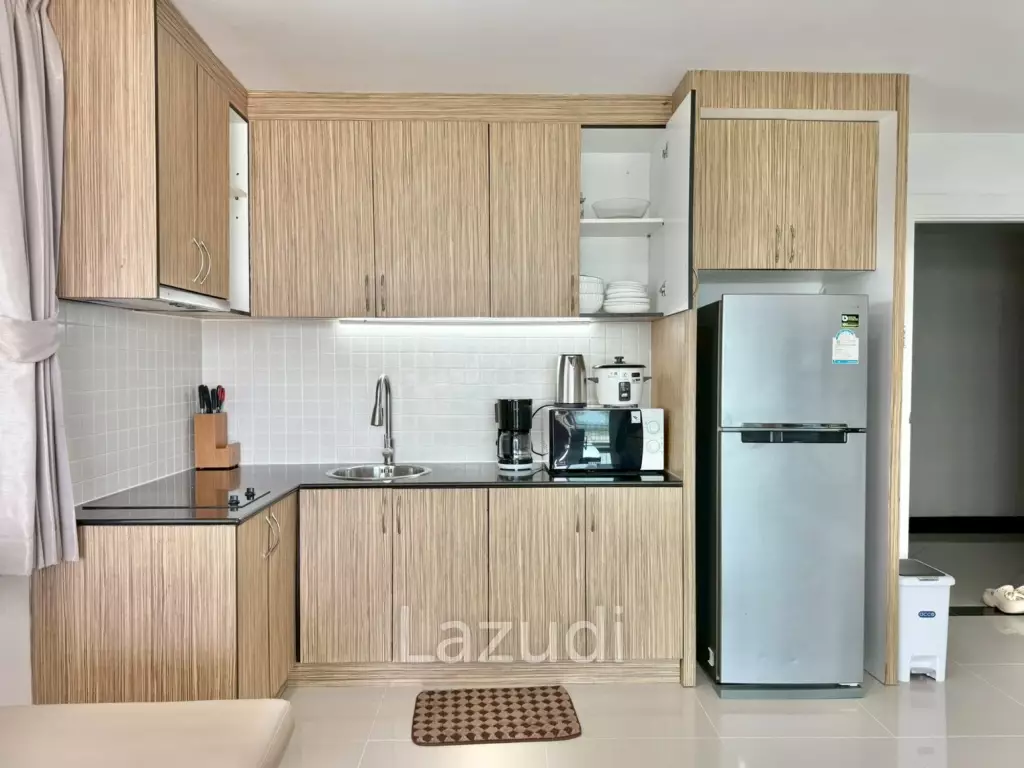 Spacious 1-Bedroom Condo for Rent at Porch Land Jomtien