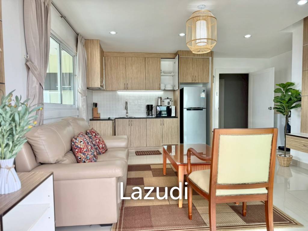 Spacious 1-Bedroom Condo for Rent at Porch Land Jomtien