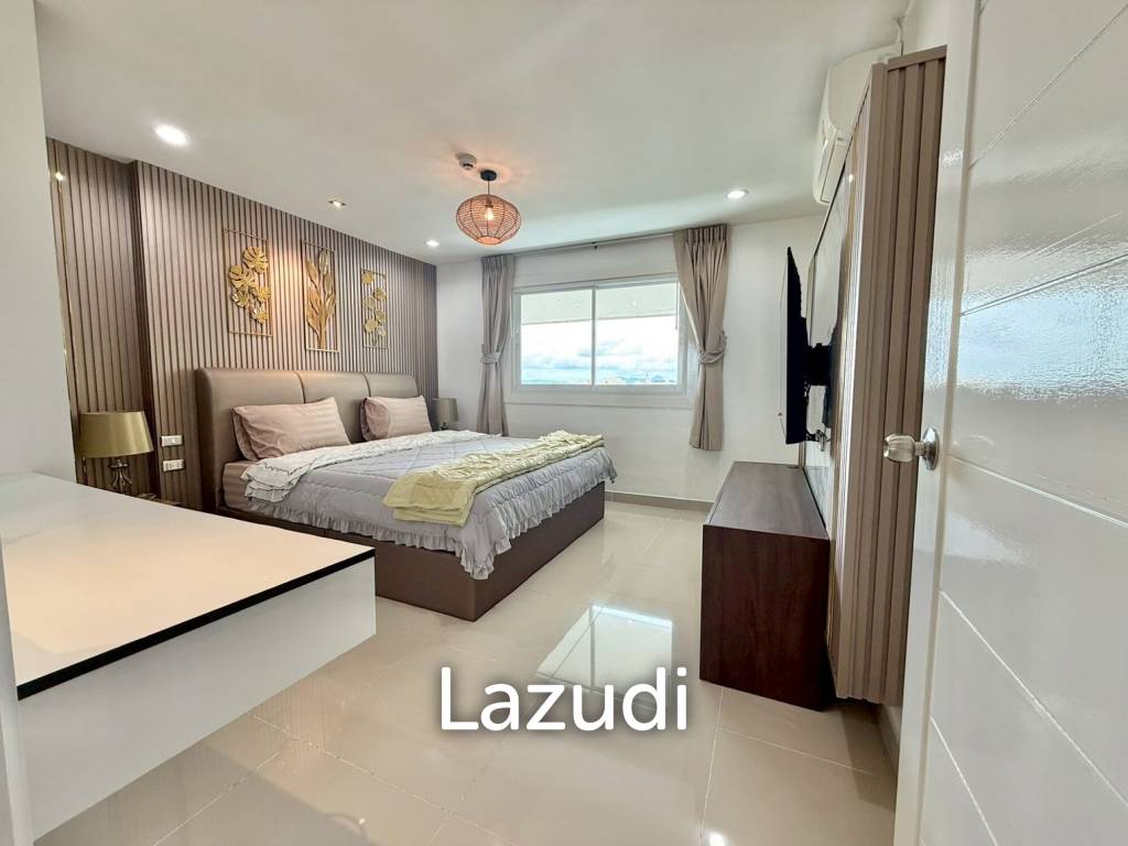 Spacious 1-Bedroom Condo for Rent at Porch Land Jomtien