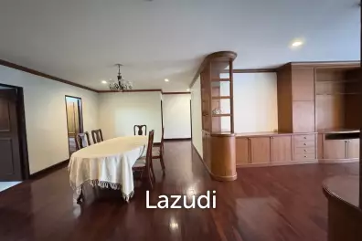 165 sqm 3-Bed Condo on 3rd Floor at Liang Garden Chong Nonsi