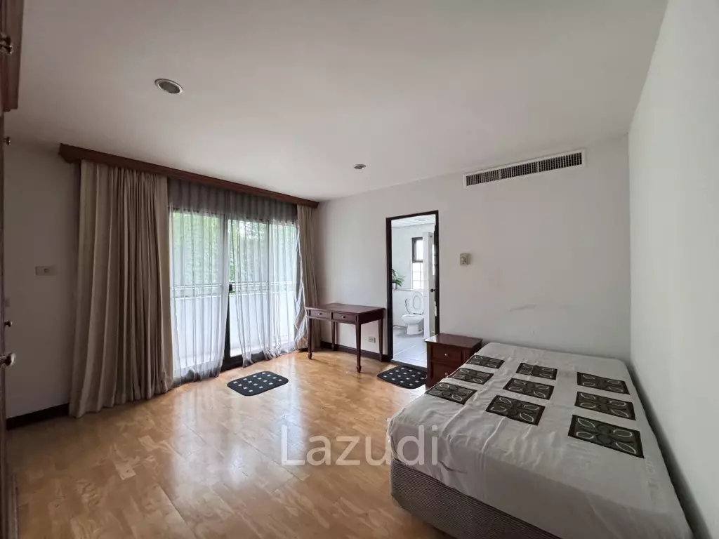 165 sqm 3-Bed Condo on 3rd Floor at Liang Garden Chong Nonsi