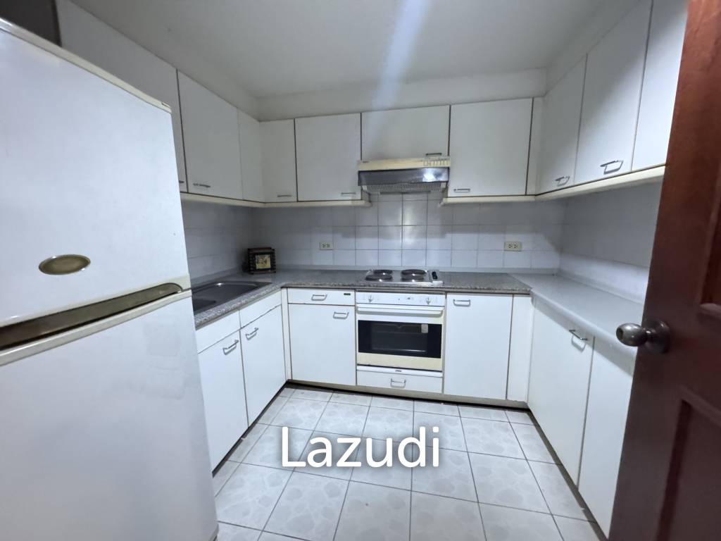 165 sqm 3-Bed Condo on 3rd Floor at Liang Garden Chong Nonsi
