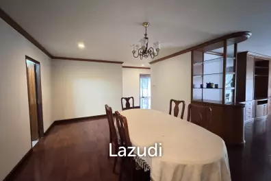 165 sqm 3-Bed Condo on 3rd Floor at Liang Garden Chong Nonsi