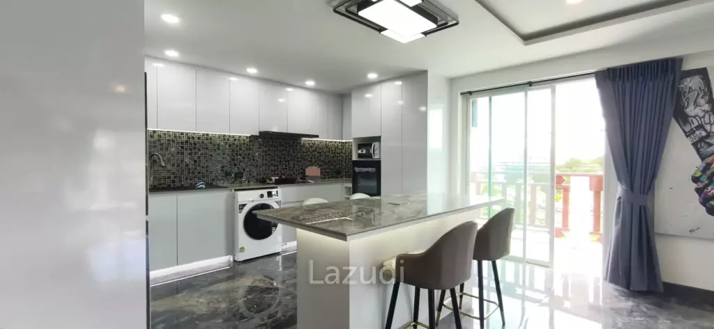 Magnificently Renovated 3-Bedroom at Royal Hill Resort