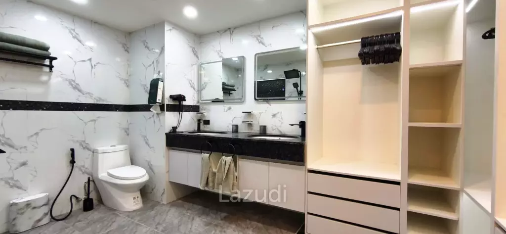 Magnificently Renovated 3-Bedroom at Royal Hill Resort