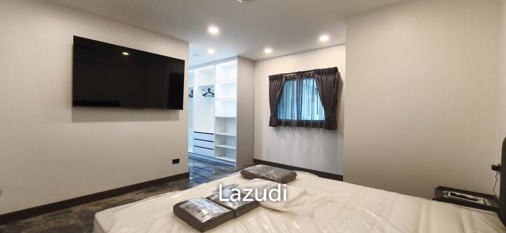 Magnificently Renovated 3-Bedroom at Royal Hill Resort