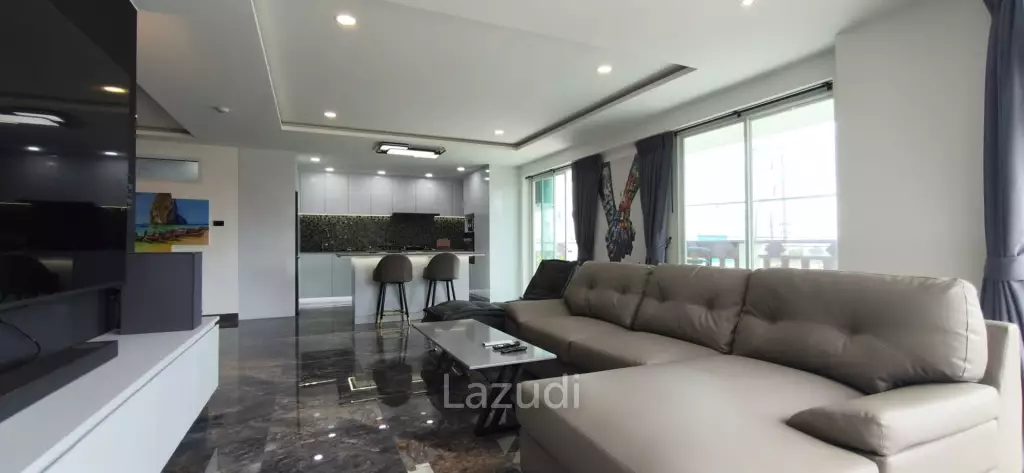 Magnificently Renovated 3-Bedroom at Royal Hill Resort