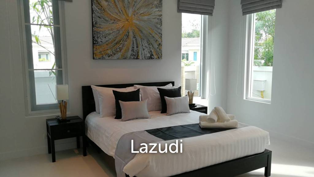 Woodlands Residence : Modern Pool Villa 3 Bed, Solar Panel