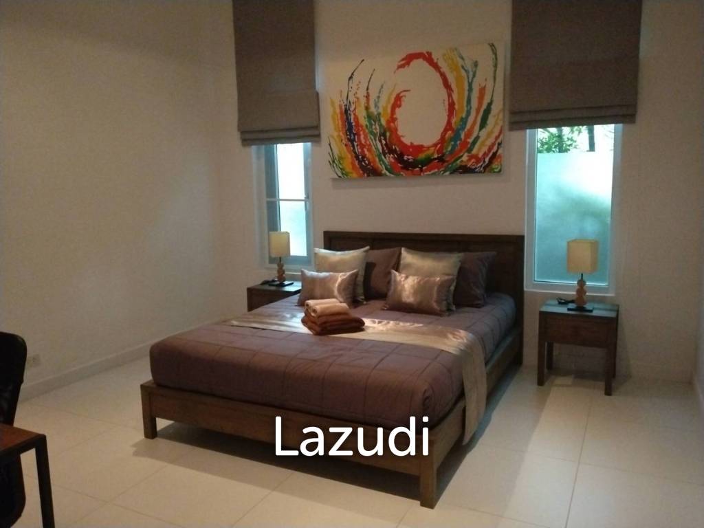 Woodlands Residence : Modern Pool Villa 3 Bed, Solar Panel