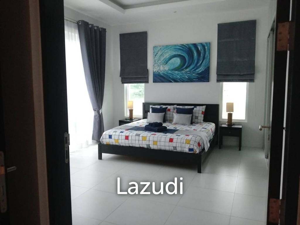 Woodlands Residence : Modern Pool Villa 3 Bed, Solar Panel