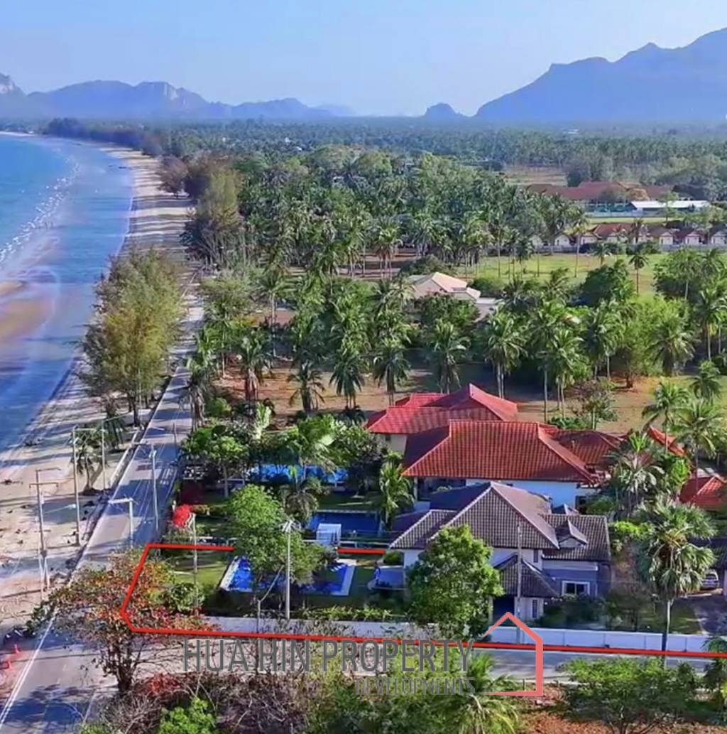 BEACHFRONT 2 STOREY IN SAM ROI YOD  : 4 bed privacy and natural villa