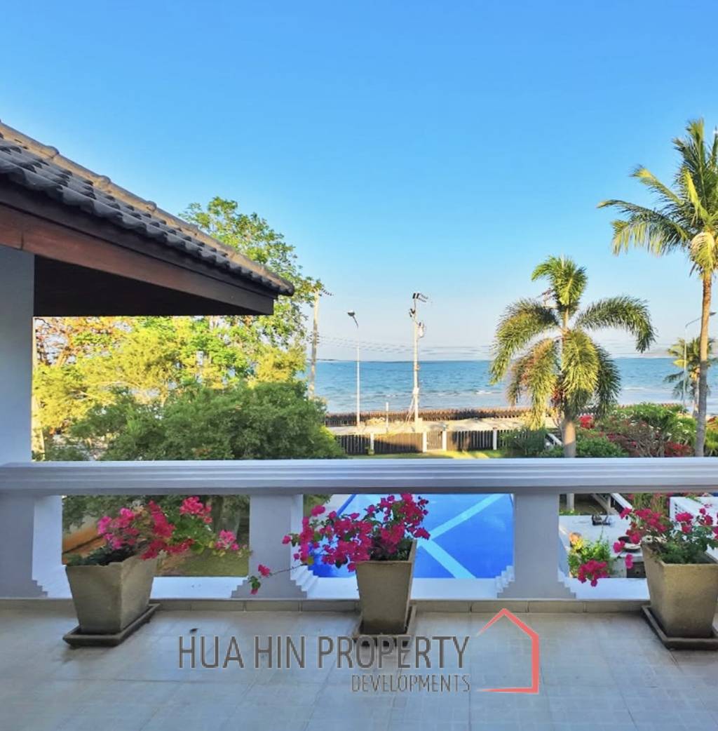 BEACHFRONT 2 STOREY IN SAM ROI YOD  : 4 bed privacy and natural villa