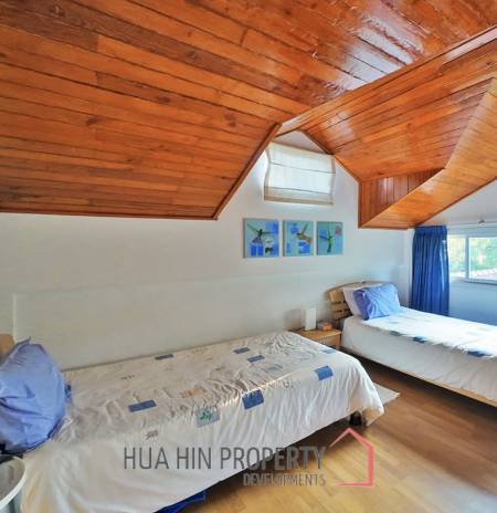 BEACHFRONT 2 STOREY IN SAM ROI YOD  : 4 bed privacy and natural villa