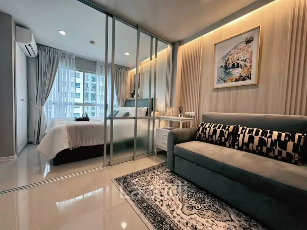 Lumpini Seaview Jomtien Condominium for Sale