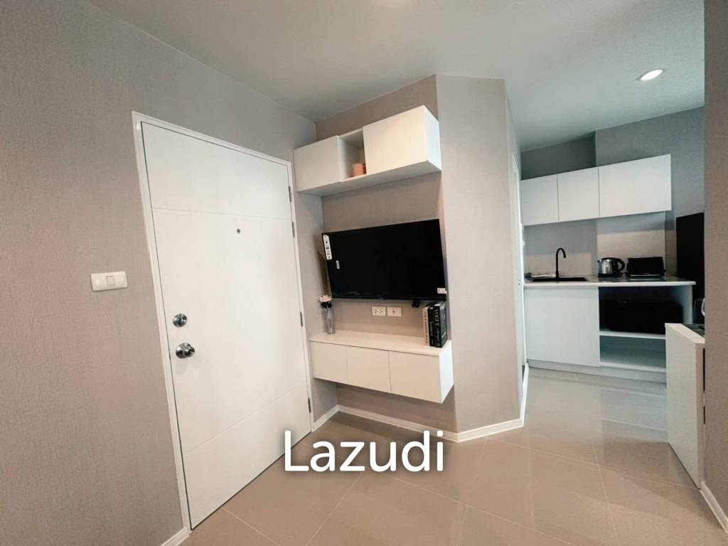 Lumpini Seaview Jomtien Condominium for Sale