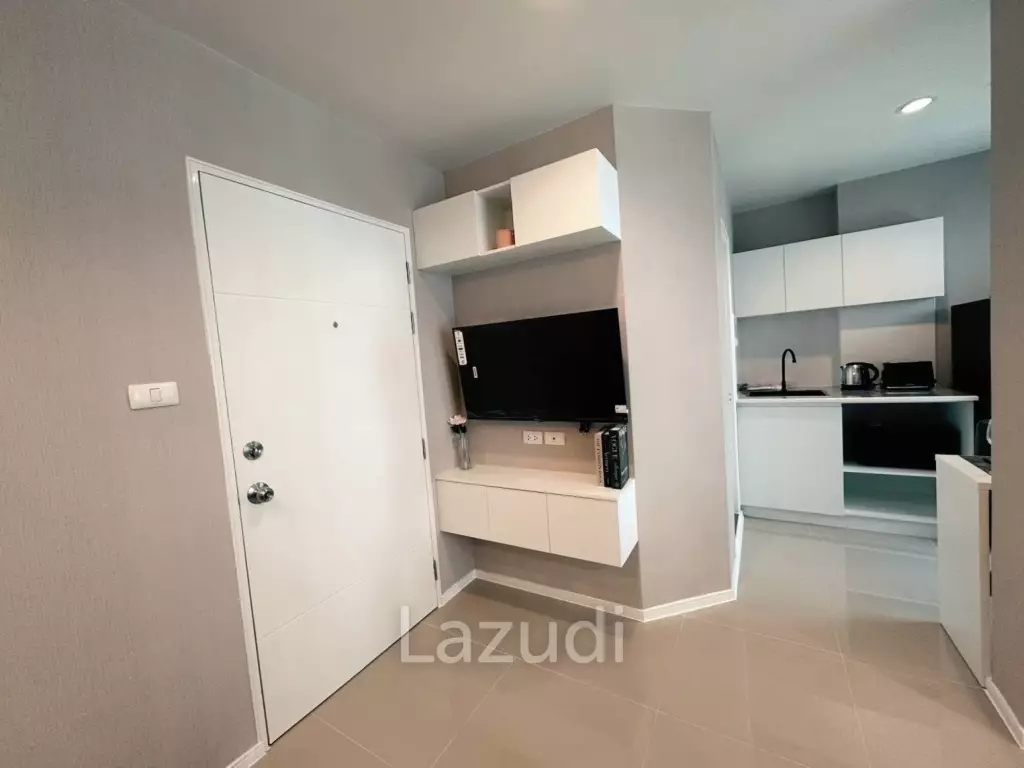 Lumpini Seaview Jomtien Condominium for Sale