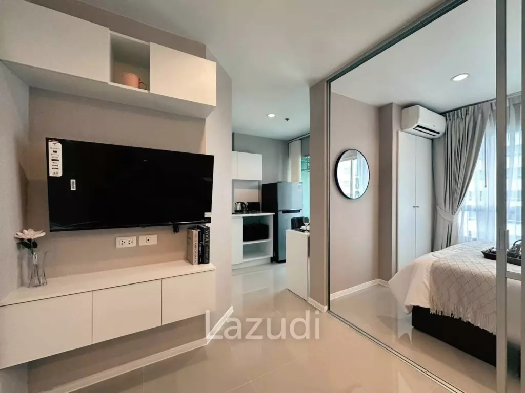 Lumpini Seaview Jomtien Condominium for Sale