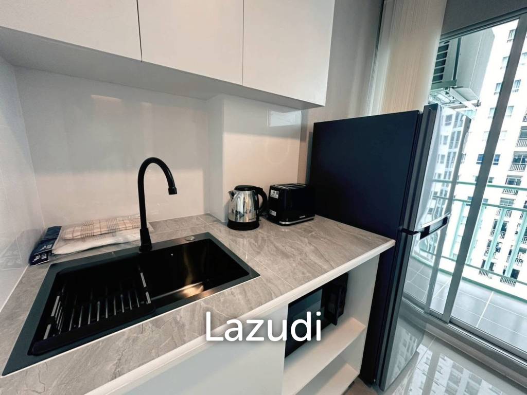 Lumpini Seaview Jomtien Condominium for Sale
