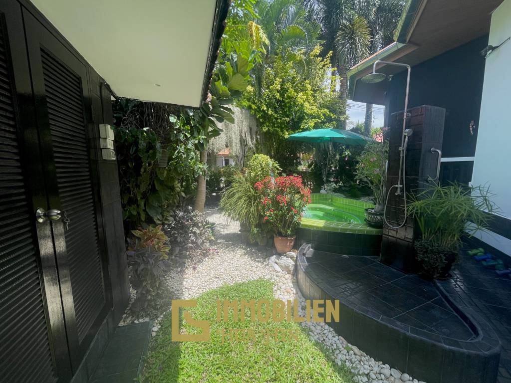Meernah / sehr gepflegtes Resort / tropischer Garten