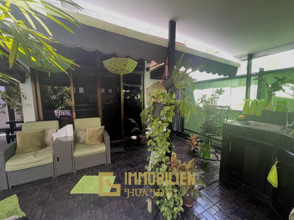 Meernah / sehr gepflegtes Resort / tropischer Garten