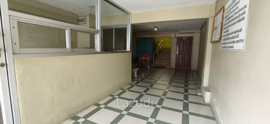 Five-Storey Apartment Building for Sale in South Pattaya