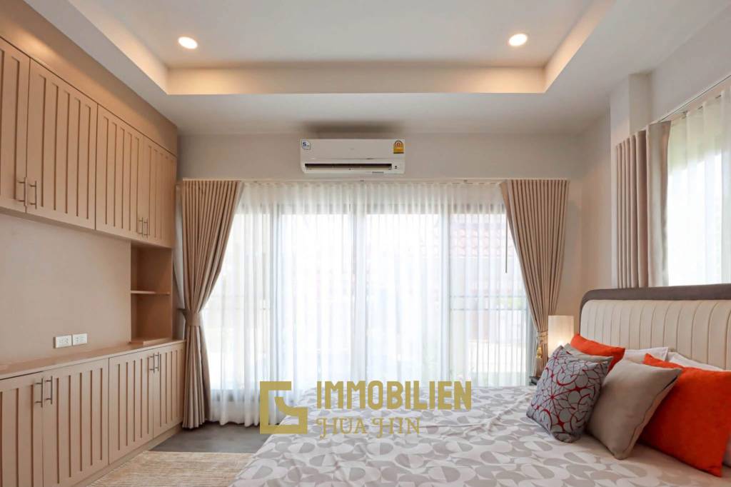 190 sqm pool villa in Thap Tai Hua Hin freehold