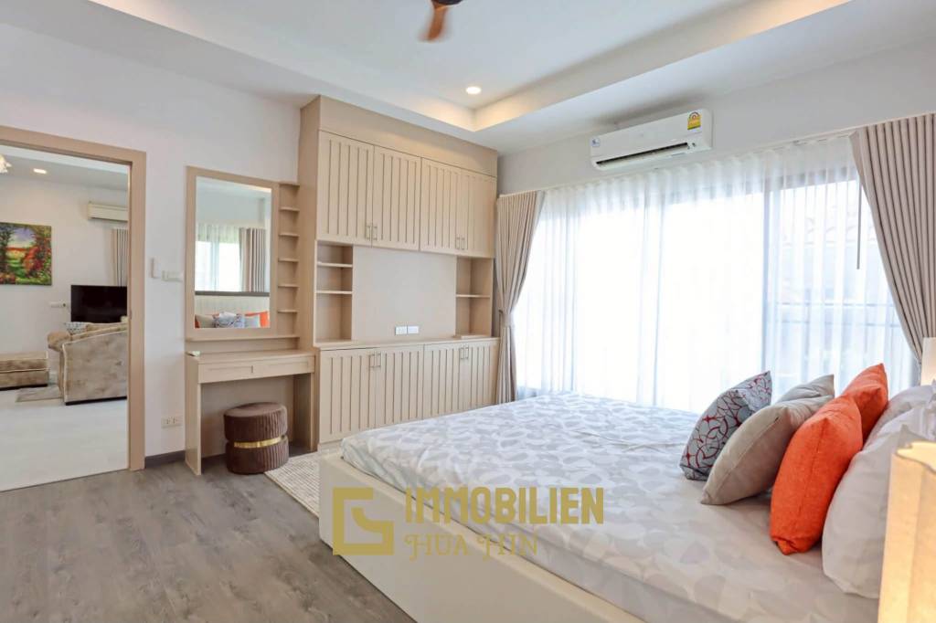 190 sqm pool villa in Thap Tai Hua Hin freehold