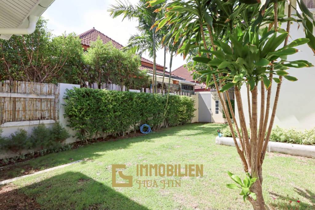 190 sqm pool villa in Thap Tai Hua Hin freehold