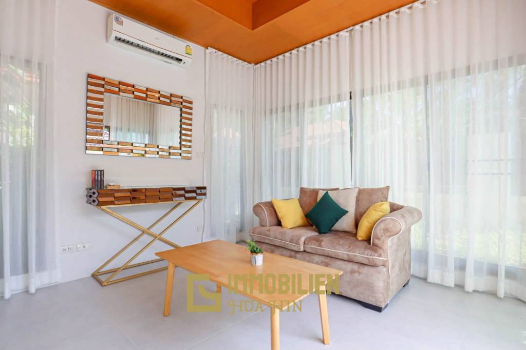 190 sqm pool villa in Thap Tai Hua Hin freehold