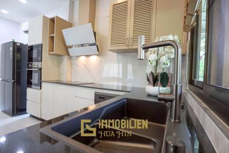 190 sqm pool villa in Thap Tai Hua Hin freehold