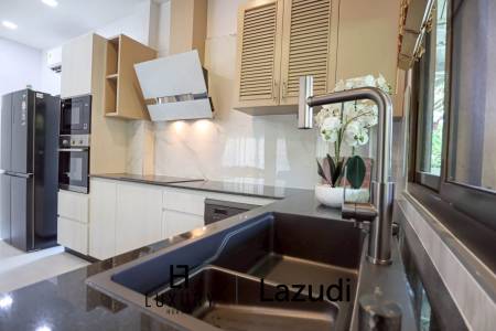 190 sqm pool villa in Thap Tai Hua Hin freehold