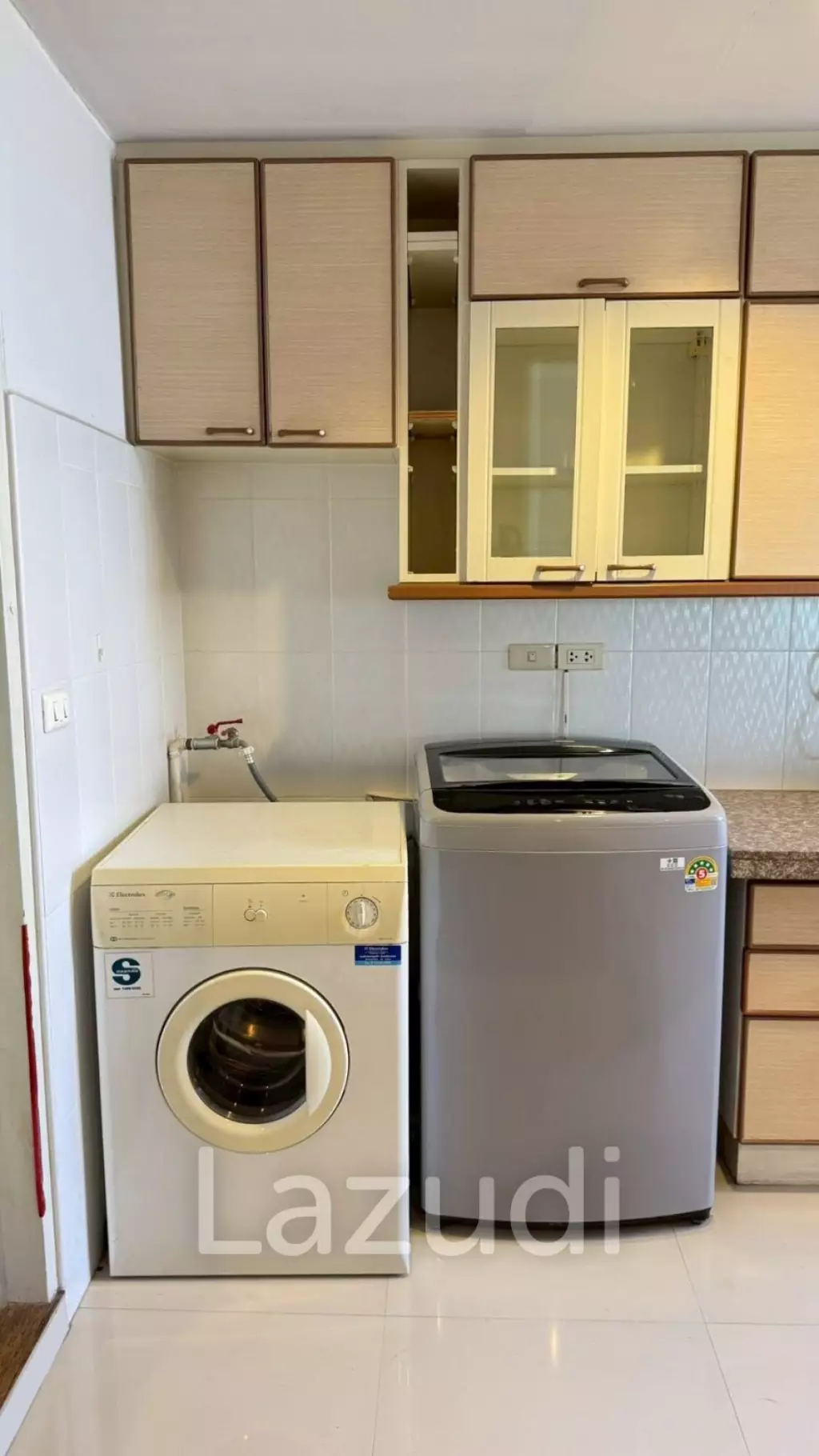 102 Sqm 2 Bed Tai Ping Towers