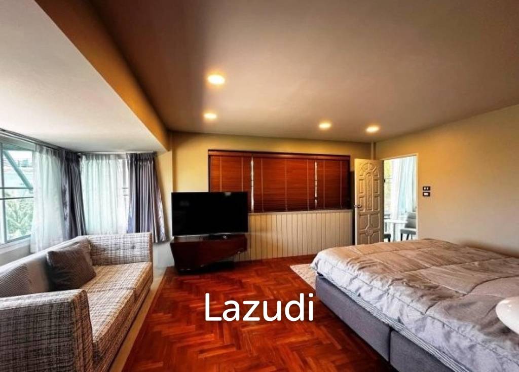 3 STOREY VILLA CLOSE TO THE BEACH IN KHAO KA LOK