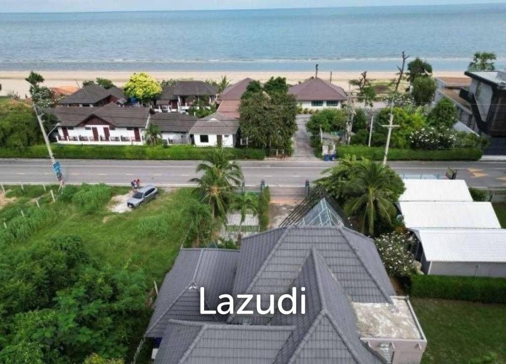 3 STOREY VILLA CLOSE TO THE BEACH IN KHAO KA LOK