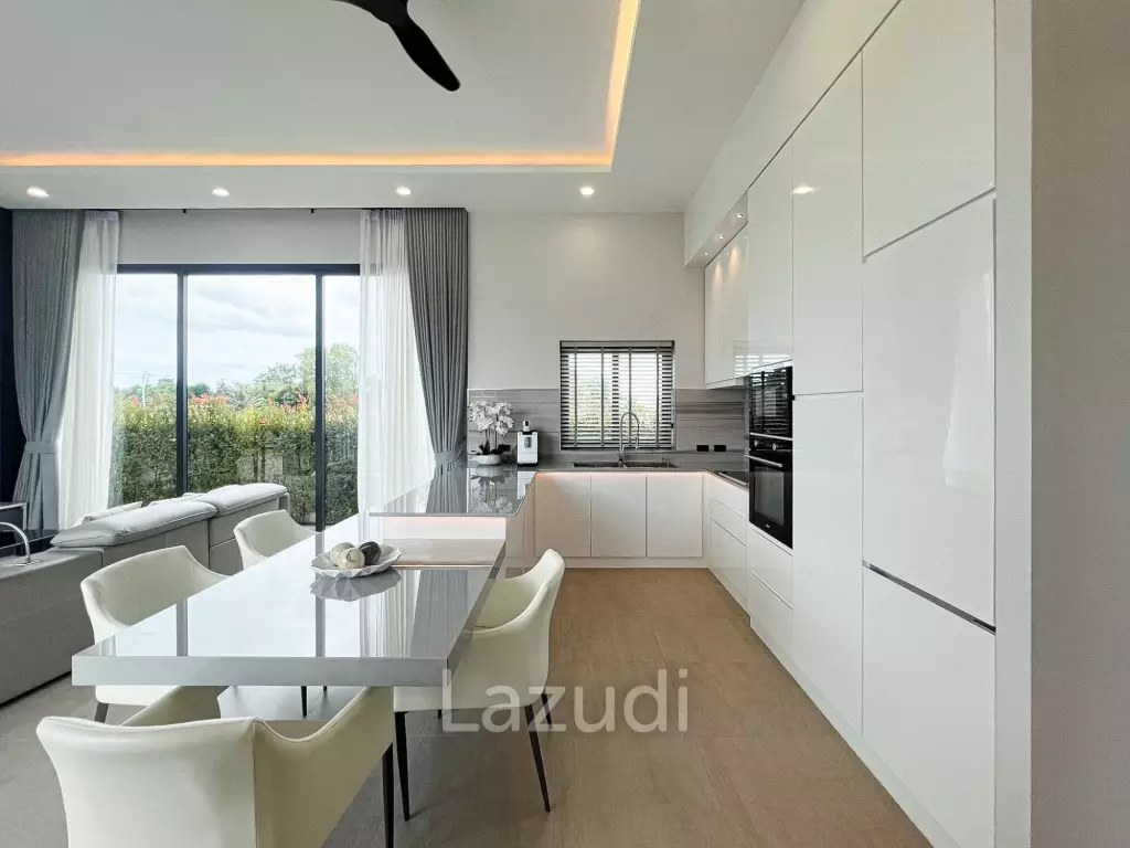 300sqm pool villa with rooftop terrace in Pak Nam Pran