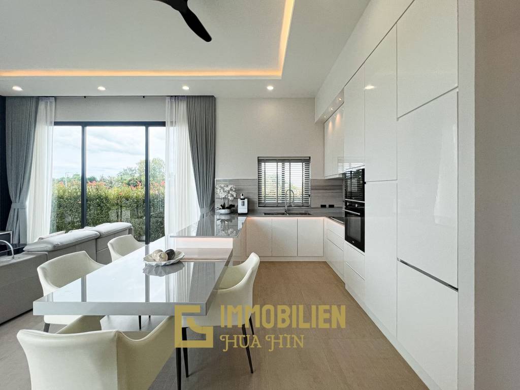 300sqm pool villa with rooftop terrace in Pak Nam Pran