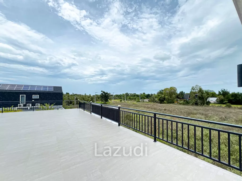 300sqm pool villa with rooftop terrace in Pak Nam Pran
