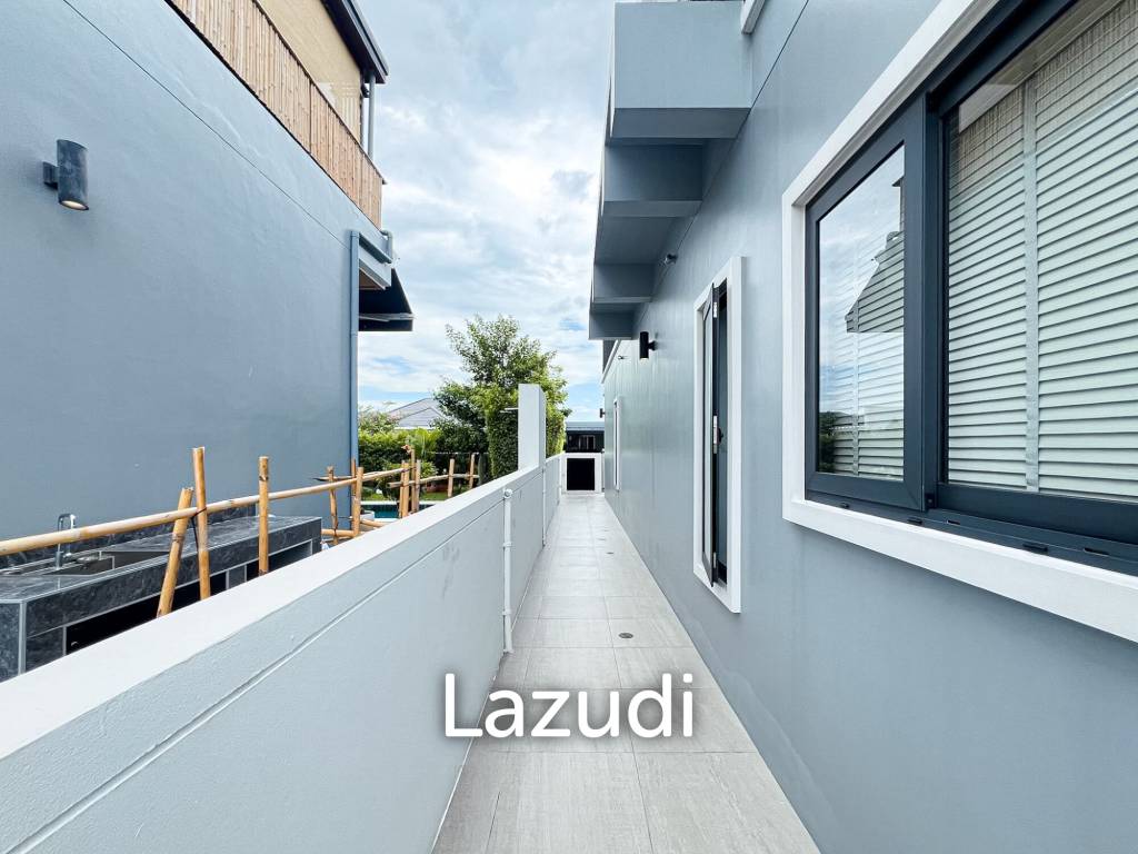 300sqm pool villa with rooftop terrace in Pak Nam Pran